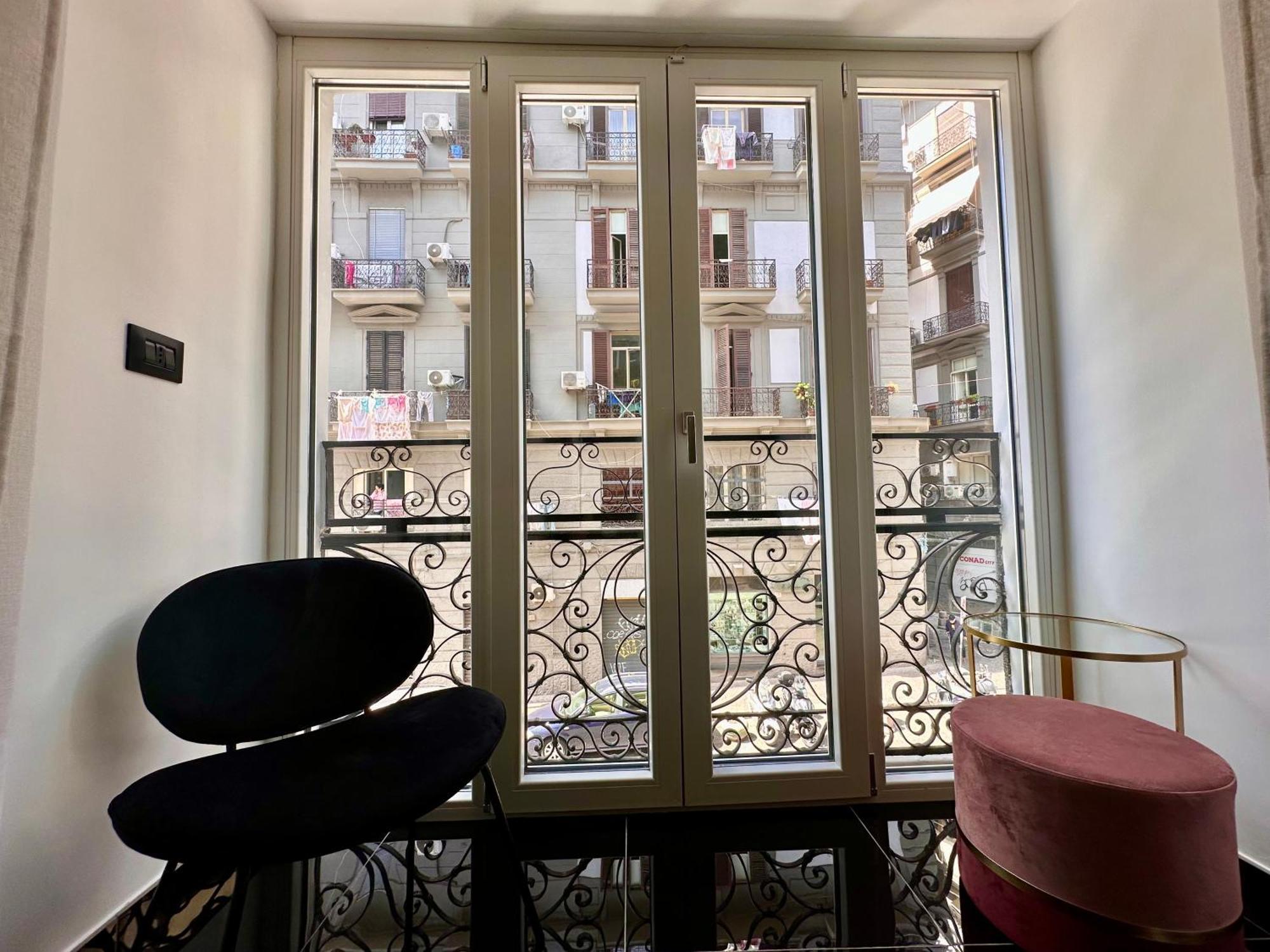 Elegance Rooms Spaccanapoli Bagian luar foto
