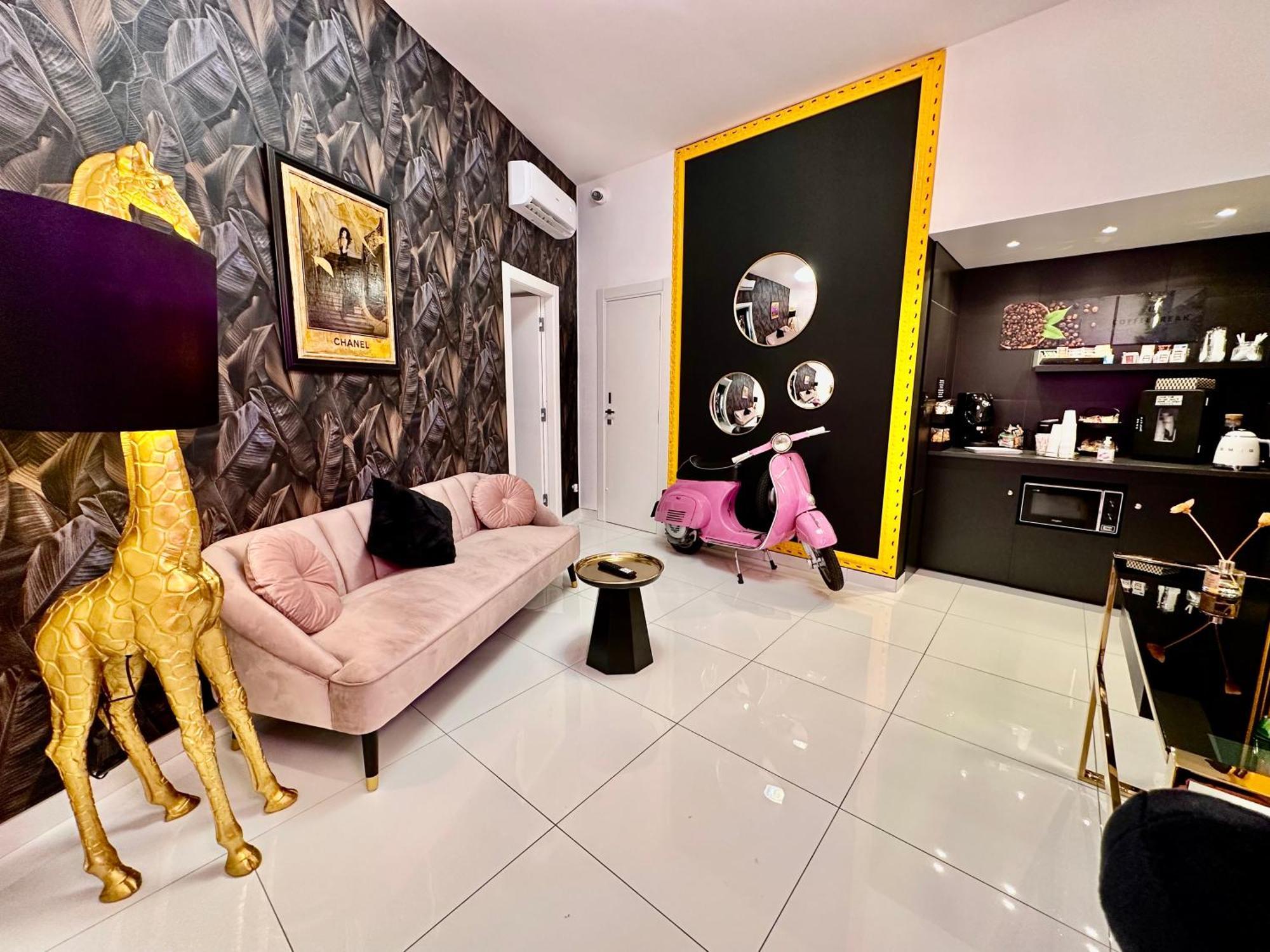 Elegance Rooms Spaccanapoli Bagian luar foto