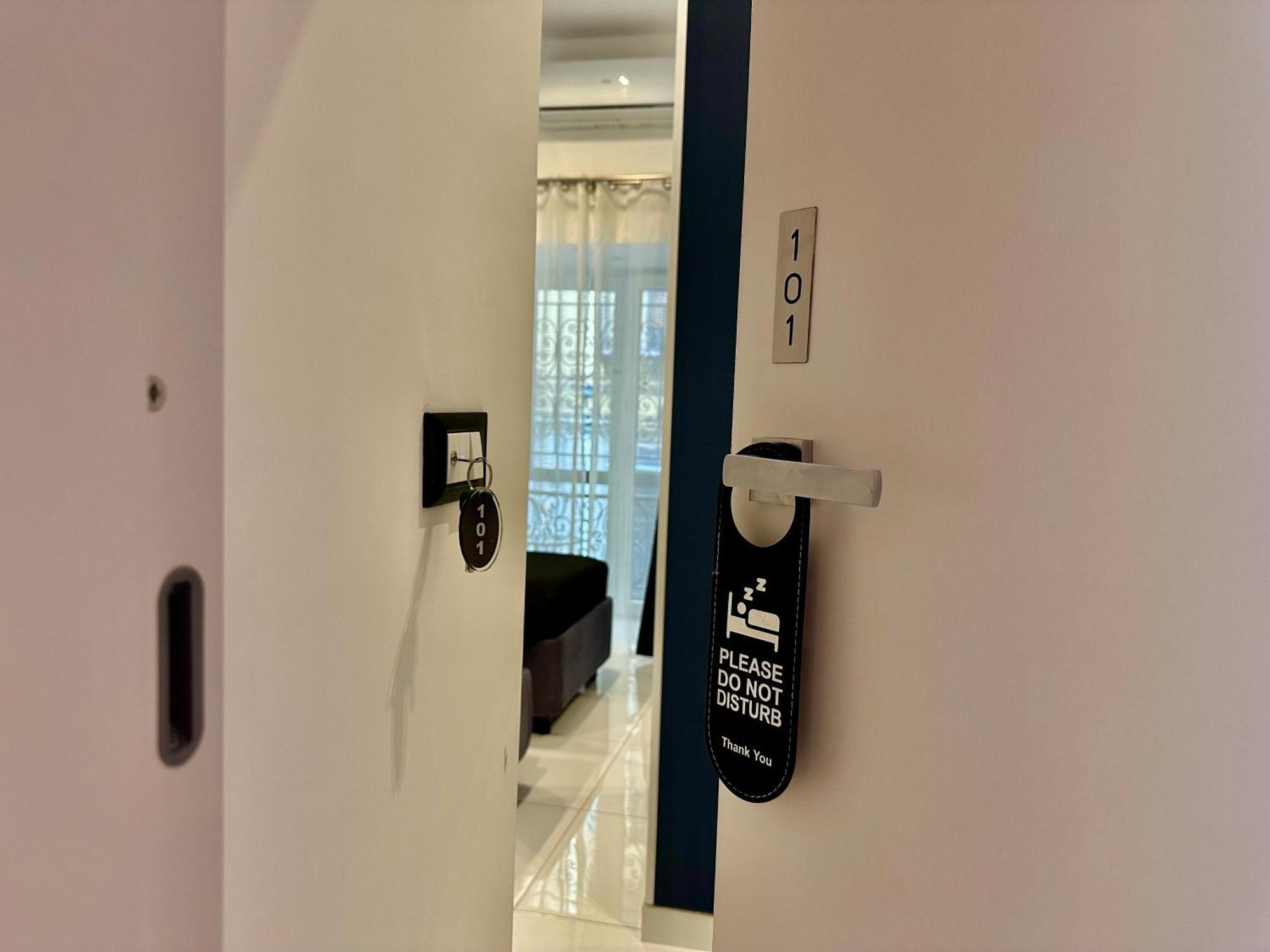 Elegance Rooms Spaccanapoli Bagian luar foto